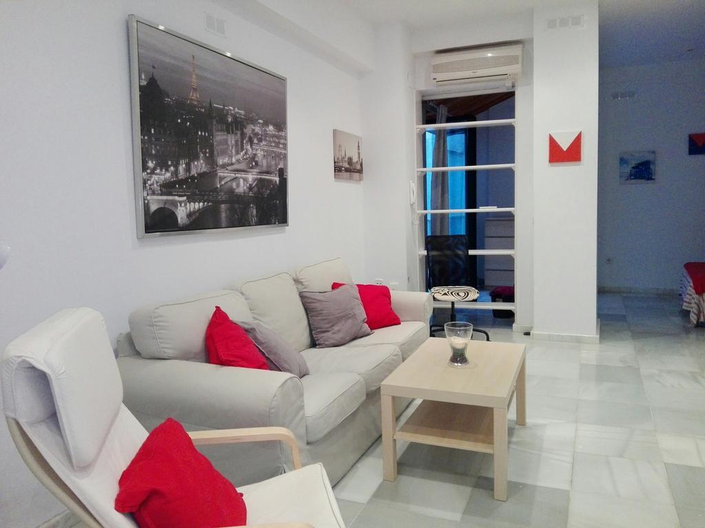 Céntrico Apartamento con Patio Privado Sevilha Exterior foto