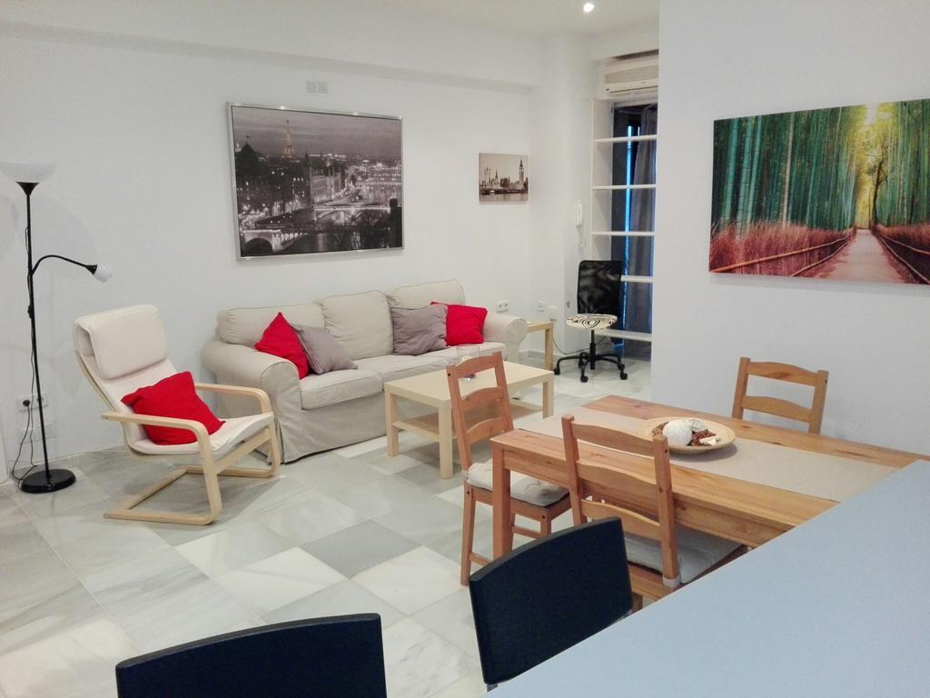 Céntrico Apartamento con Patio Privado Sevilha Exterior foto