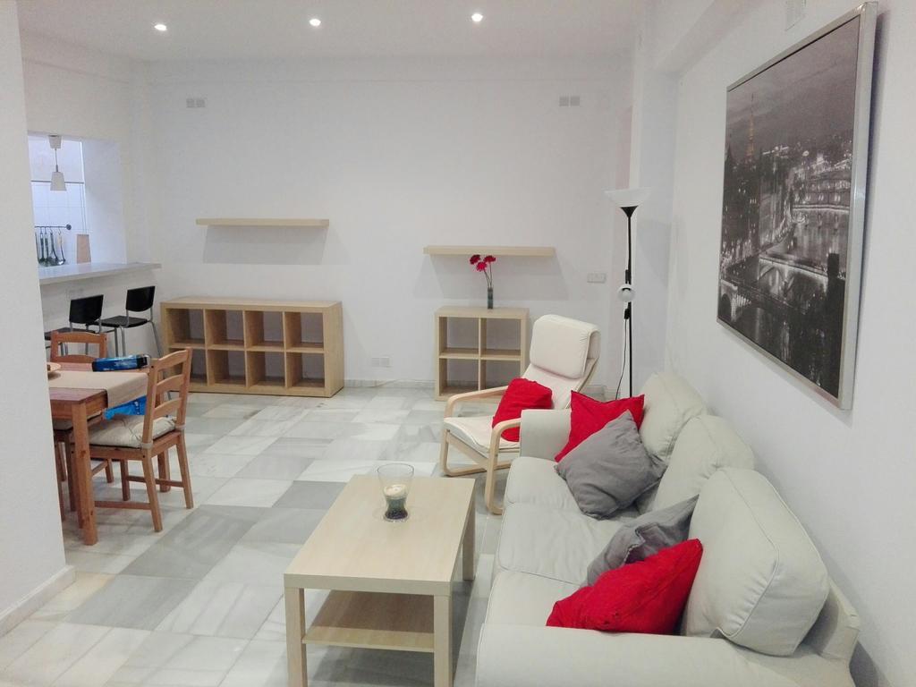 Céntrico Apartamento con Patio Privado Sevilha Exterior foto