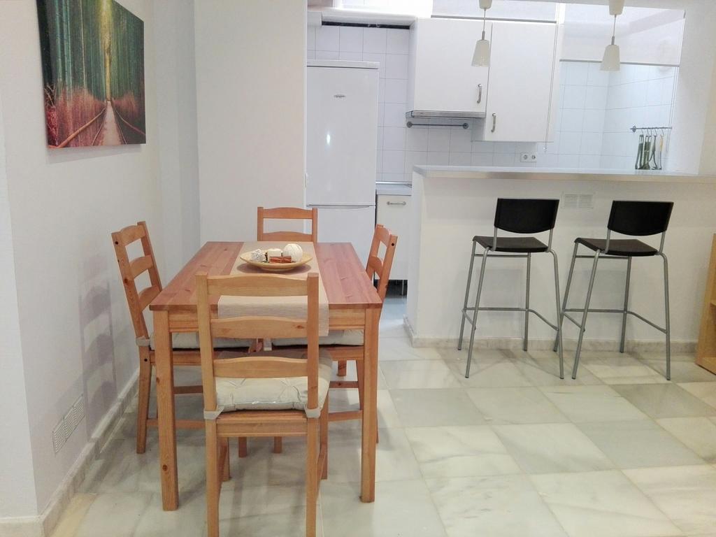 Céntrico Apartamento con Patio Privado Sevilha Exterior foto